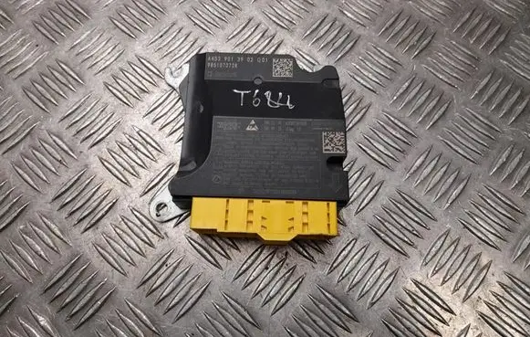 Smart ForFour II W453 Airbag control unit/module A4539013902