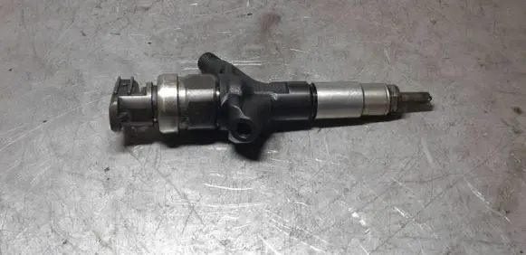 Subaru Outback Fuel injector 16613AA020 6K01399