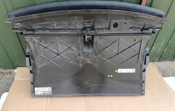 Tesla Model X Intercooler air guide/duct channel 1588367