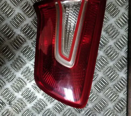 KIA Sportage Tailgate rear/tail lights 924053W0