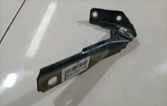 Audi A3 S3 8P Engine bonnet/hood hinges 