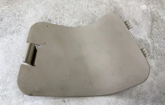 Toyota Prius (XW20) Tail light bulb cover holder 6474547020