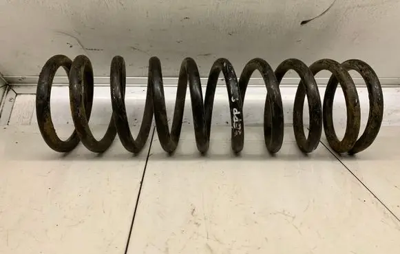 Jeep Grand Cherokee (WJ) Rear coil spring
