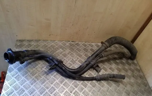 Fuel tank filler neck pipe