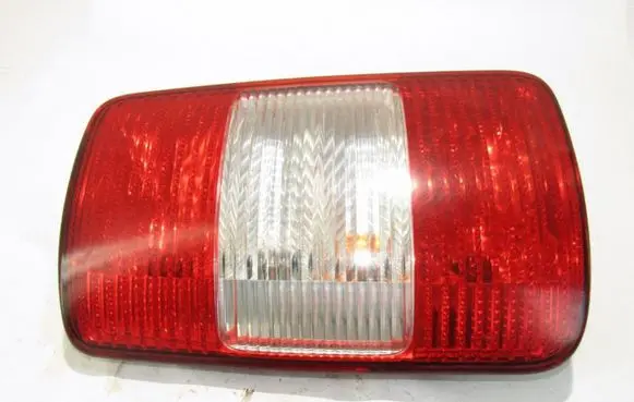 Volkswagen Caddy Third/center stoplight 4VEX13441AA