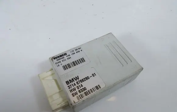 BMW 5 E60 E61 Engine control unit/module 6766280