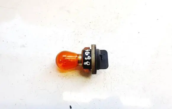 Volvo V50 Headlight part py21w