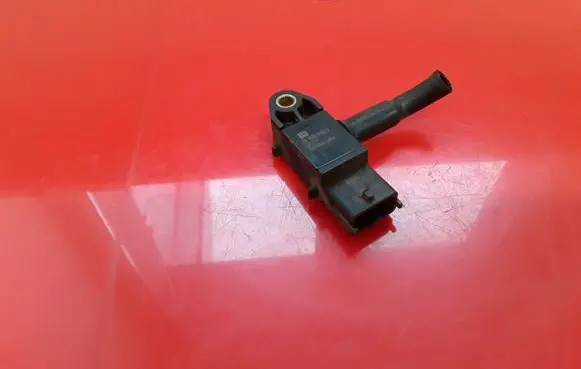 Opel Zafira C Exhaust gas pressure sensor 55566186 28403014003