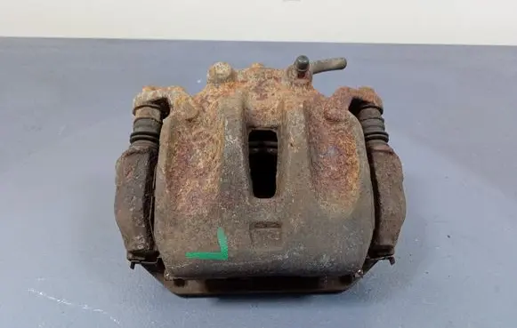 Nissan Murano Z50 Front brake caliper