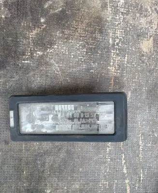 Renault Scenic III - Grand scenic III Number plate light 8200013577 04624001