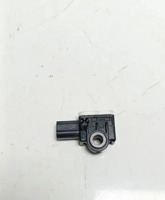 Volvo V60 Airbag deployment crash/impact sensor 31334336