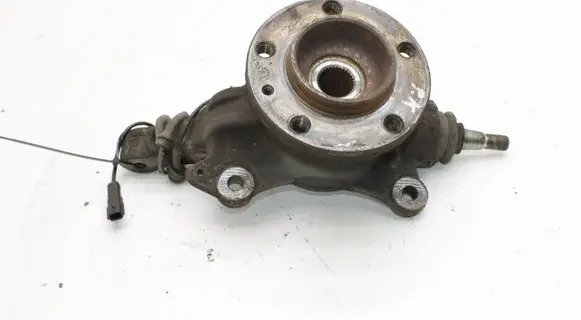 Opel Movano B Front wheel hub