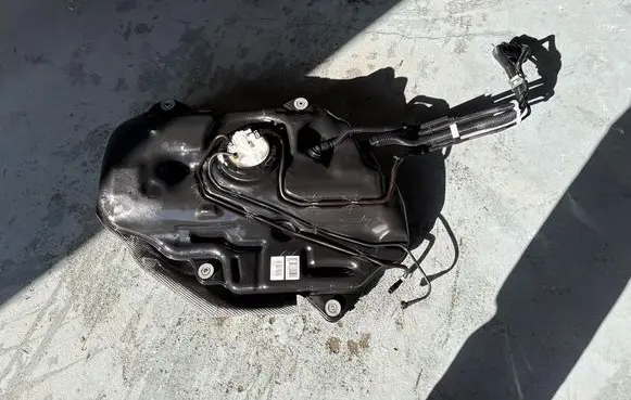 Toyota C-HR II Fuel tank 77100F4170 7702002C21