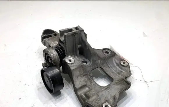 Renault Express Generator/alternator bracket 117105158R