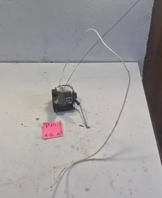 Audi A3 S3 8L Front door lock 8L1837015A