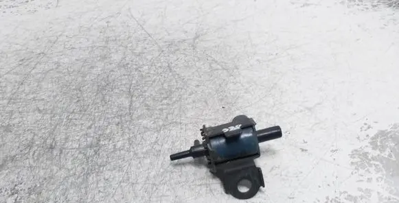 Toyota Avensis T220 Vacuum valve 9091012219