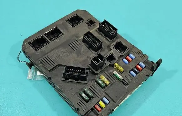 Peugeot 407 Central body control module 9655221080 IMPRK1478831