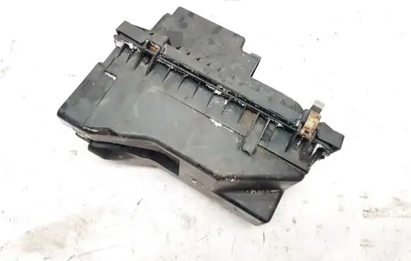 Dodge Caliber Air filter box