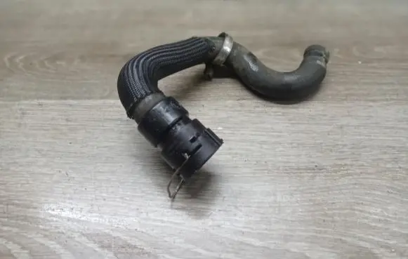 Volvo XC70 Engine coolant pipe/hose 6G918B159CD