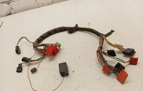 Volkswagen Transporter - Caravelle T4 Ignition lock contact 357953631