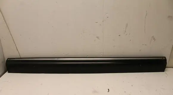 Mercedes-Benz 200 300 W123 Trim molding 