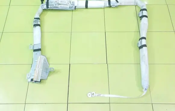 Nissan Leaf I (ZE0) Roof airbag 