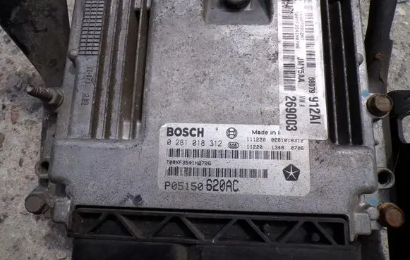 Fiat Freemont Engine control unit/module ECU 0281018312