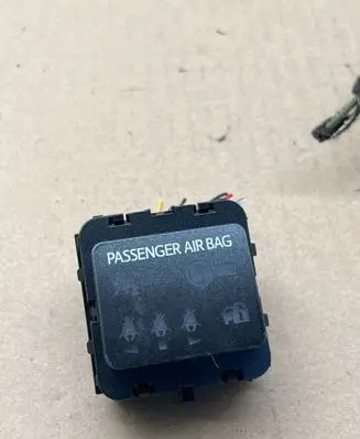 Toyota Auris E180 Passenger airbag on/off switch 489168