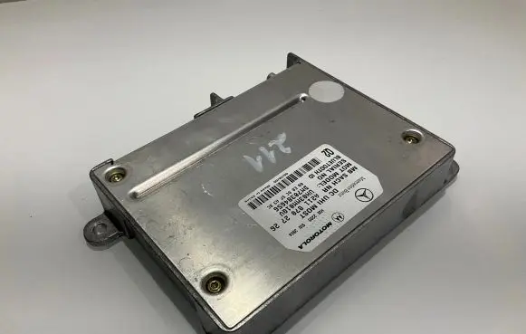 Mercedes-Benz E W211 Bluetooth control unit module A2118702726 DM70384656 AH03MM01QV
