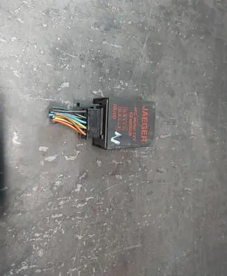 Opel Zafira A Other relay 52400006