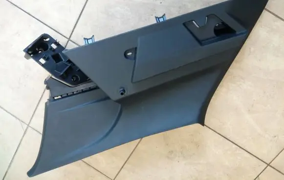 Renault Megane E-Tech Trunk/boot side trim panel 769351707R NE69856