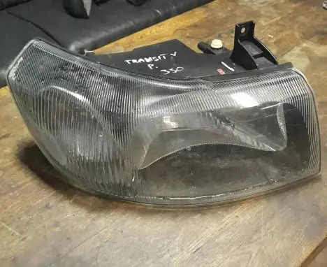 Ford Transit Headlight/headlamp