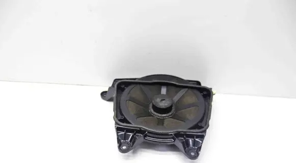 Audi A8 S8 D4 4H Subwoofer speaker 4H0035481A