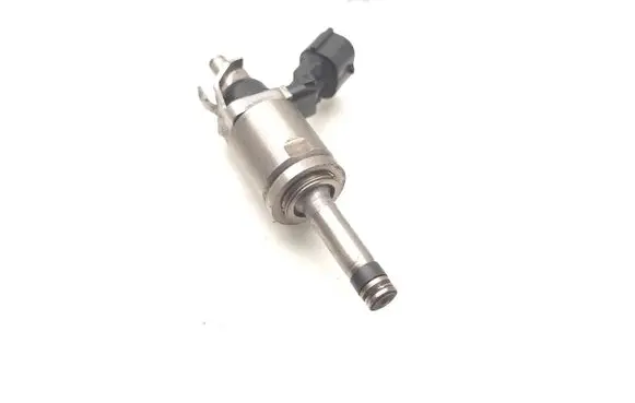 Mitsubishi Eclipse Cross Fuel injector 1465A546