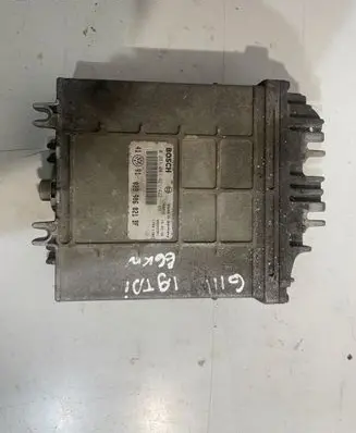 Volkswagen Golf III Engine control unit/module 028906021BF