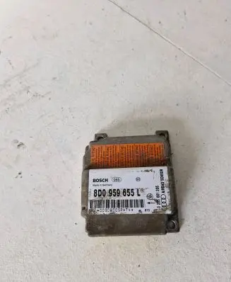 Volkswagen PASSAT B5 Airbag control unit/module 8D0959655L 00308005PH