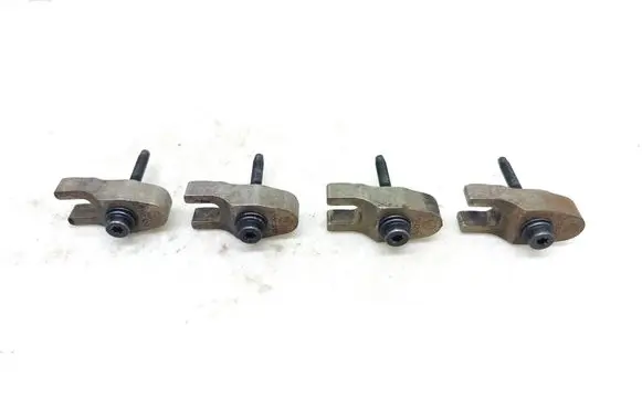 Volvo V70 Fuel Injector clamp holder 
