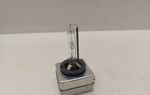Volkswagen Touran II Xenon bulb 66340HBI