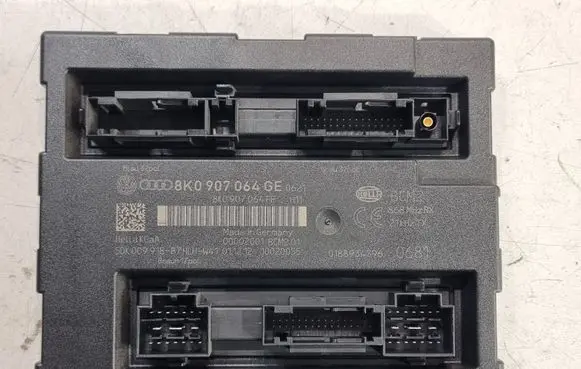 Audi A5 8T 8F Comfort/convenience module 8K0907064GE