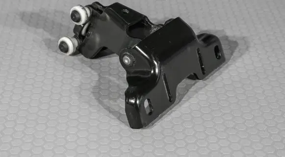 Mercedes-Benz Sprinter W907 W910 Sliding door middle roller runner A9107630100