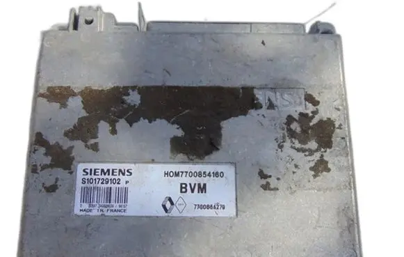 Renault Clio I Engine control unit/module S101729102P
