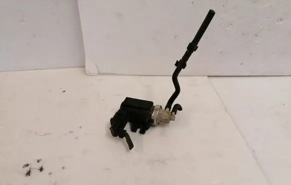 Seat Alhambra (Mk1) Turbo solenoid valve 72290325
