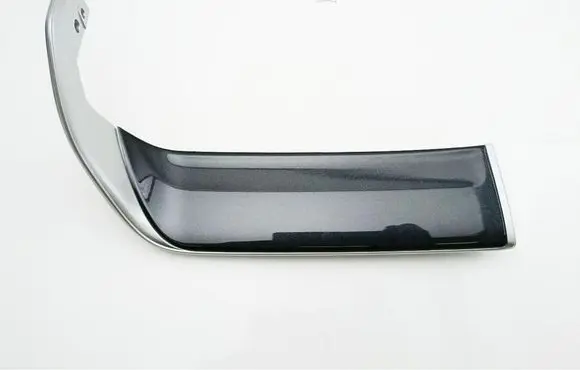 Dashboard glove box trim