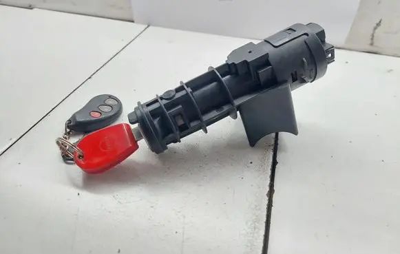 Alfa Romeo 156 Ignition lock 06670 3367