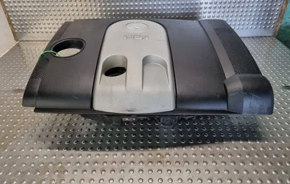 Volkswagen Golf Plus Engine cover (trim) 03C129607N