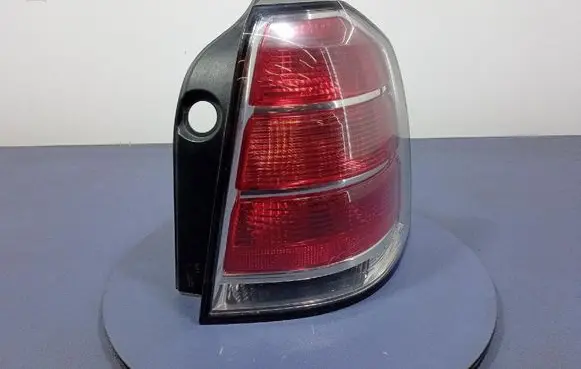 Opel Zafira B Rear/tail lights 24451843