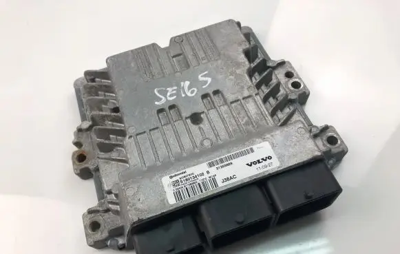 Volvo V60 Engine control unit/module ECU 31355669 S180134102B