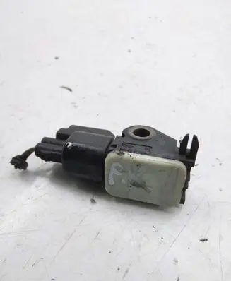 Volvo XC70 Airbag deployment crash/impact sensor