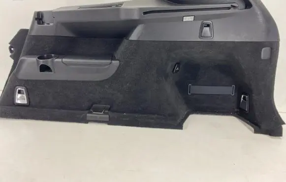 Volvo XC90 Trunk/boot lower side trim panel 31389007 39825199