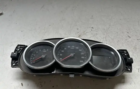 Dacia Sandero II Speedometer (instrument cluster) 248102383R